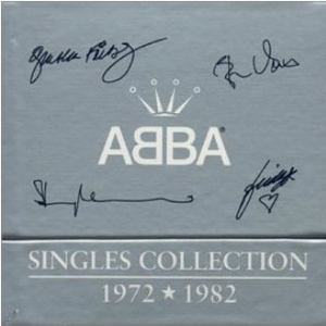 日本美女裸耸进去
